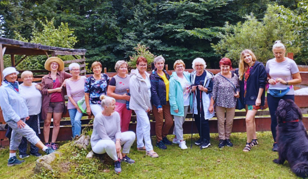 PROJEKT “Seniorzy jutra. Młodsi i starsi we wspólnym działaniu i edukacji”.